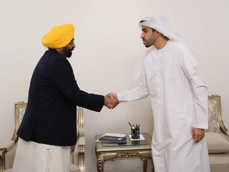 ਮੁੱਖ ਮੰਤਰੀ ਭਗਵੰਤ ਮਾਨ ਨੇ ਭਾਰਤ ‘ਚ UAE ਦੇ ਰਾਜਦੂਤ ਨਾਲ ਕੀਤੀ ਮੁਲਾਕਾਤ, ਵੇਖੋ ਤਸਵੀਰਾਂ